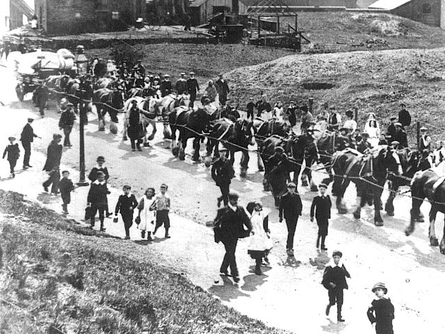 Trasporto dell'ancora centrale del TITANIC.