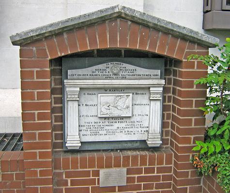 Southampton: TITANIC Musicians Memorial