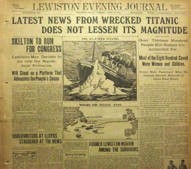 Il TITANIC urta dal lato di babordo l'iceberg!