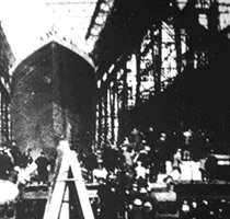 Una rara immagine del varo del TITANIC.