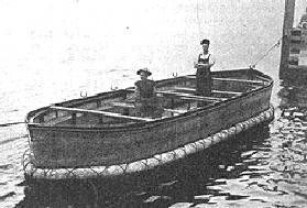 Un canotto di salvataggio Engelhart.